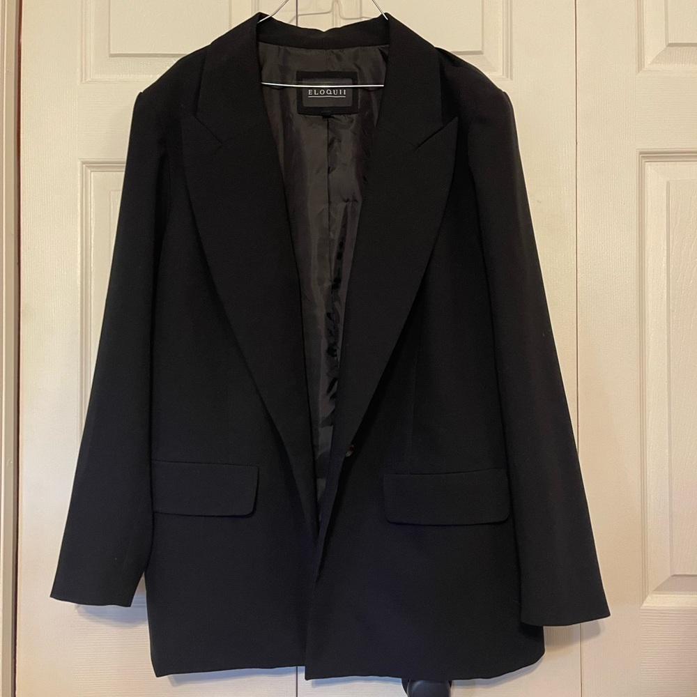 NWOT Eloquii Buttoned Blazer